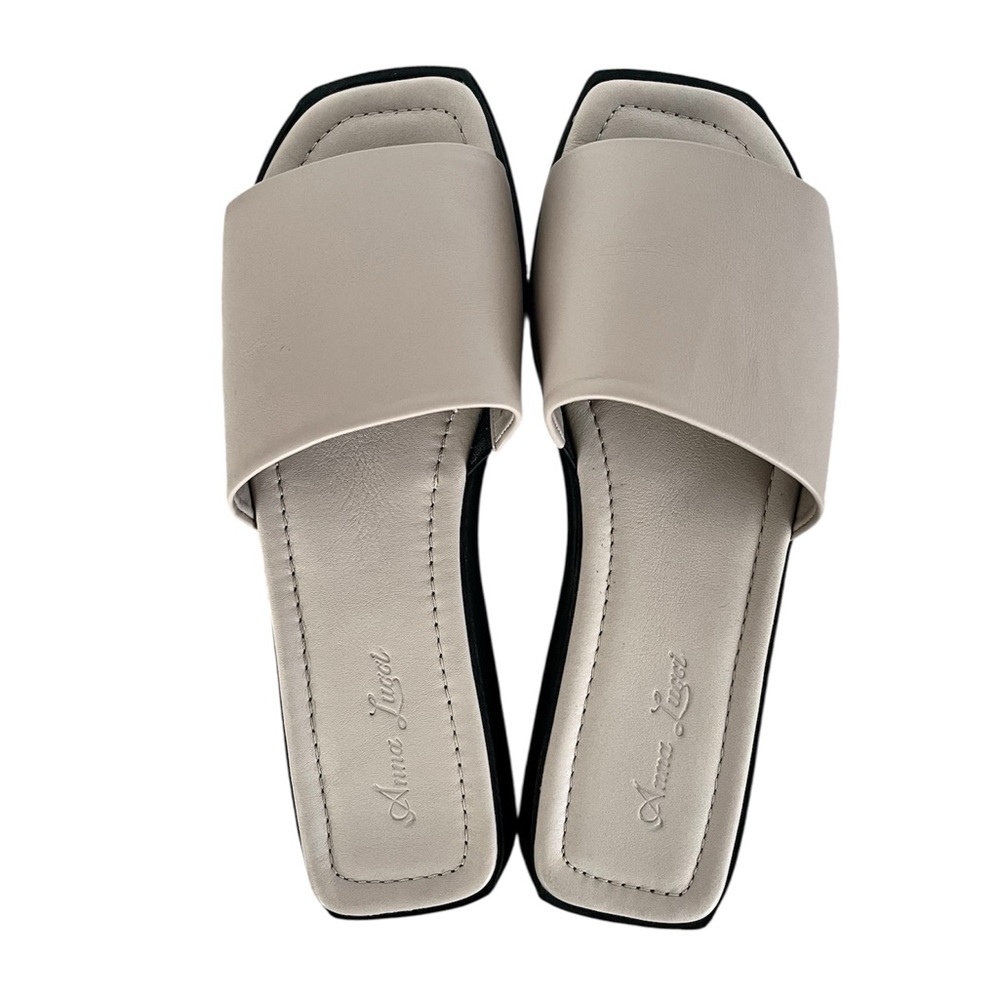 NWOT European Anna Lucci Beige Leather Slide Sandals with Black Soles - Picture 4 of 8